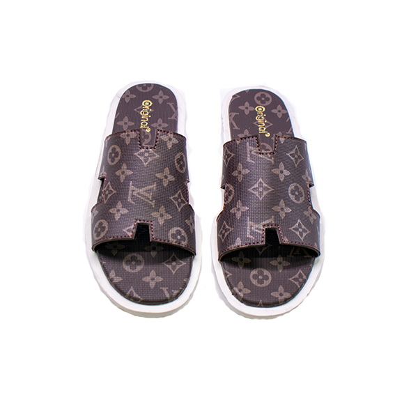 210137 - Men’s Designer-Inspired Slip-On Slippers