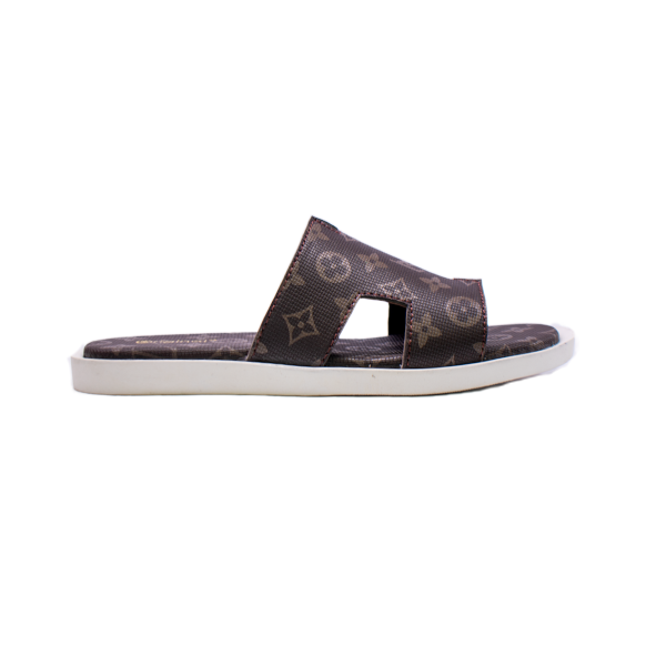 210137 - Men’s Designer-Inspired Slip-On Slippers