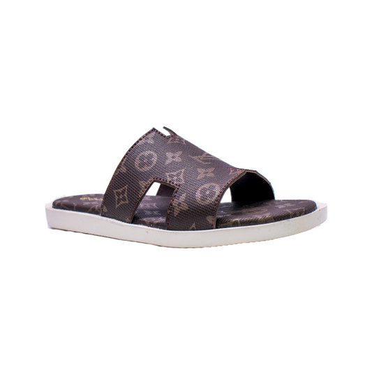 210137 - Men’s Designer-Inspired Slip-On Slippers