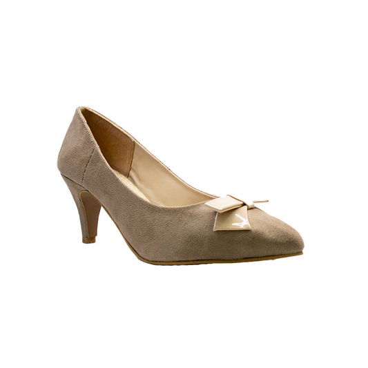 8305 - Women’s Elegant Court Shoes