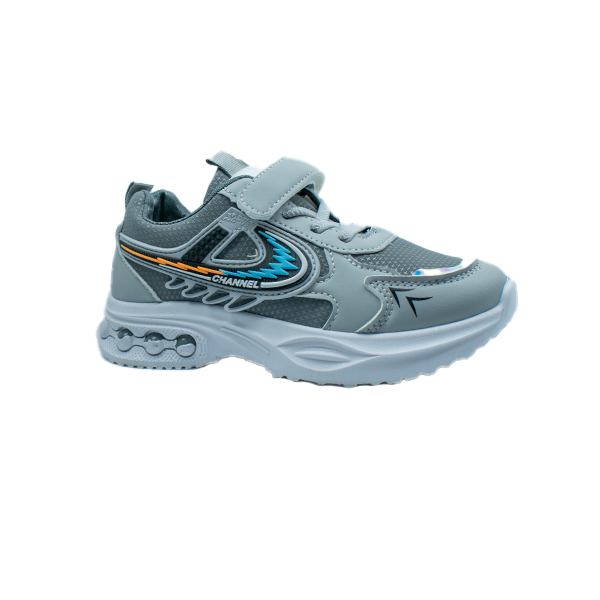 AR-821 – Premium Kids’ Sports Sneakers